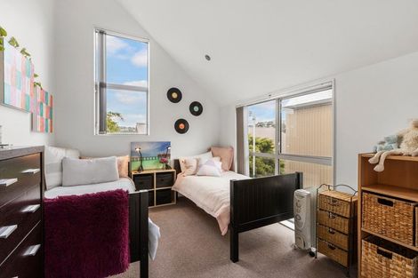 Photo of property in 3/17 Argentine Avenue, Miramar, Wellington, 6022