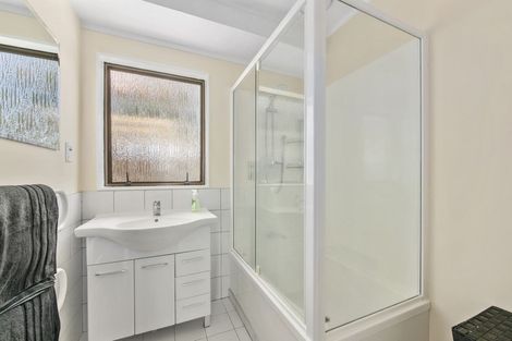 Photo of property in 3 Fenchurch Grove, Stokes Valley, Lower Hutt, 5019