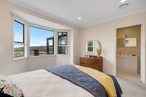 Photo of property in 9 Walker Avenue, Paremata, Porirua, 5026