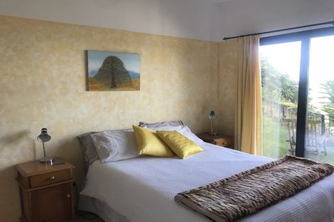 Photo of property in 93 Omokoroa Road, Omokoroa, 3114