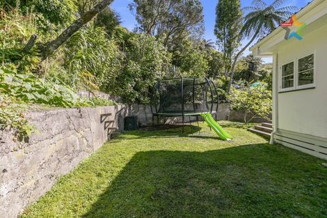 Photo of property in 46 Akatea Road, Korokoro, Lower Hutt, 5012