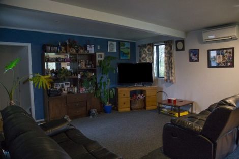 Photo of property in 136 Te Rangitautahanga Road, Turangi, 3334