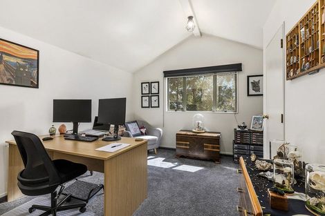 Photo of property in 15 Eclipse Lane, Whitby, Porirua, 5024