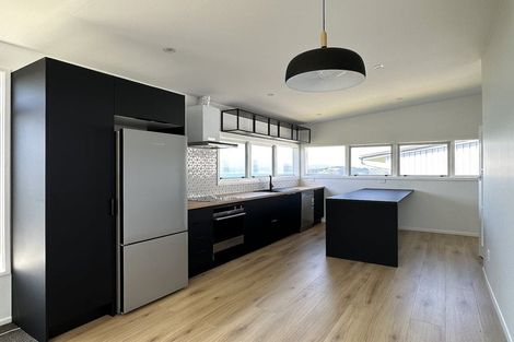 Photo of property in 9 Harbour Park Terrace, Khandallah, Wellington, 6035