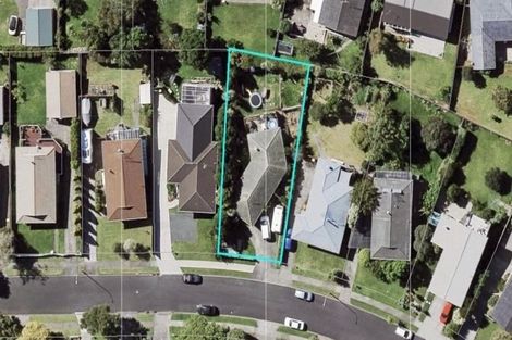 Photo of property in 22 Jade Avenue, Pakuranga Heights, Auckland, 2010