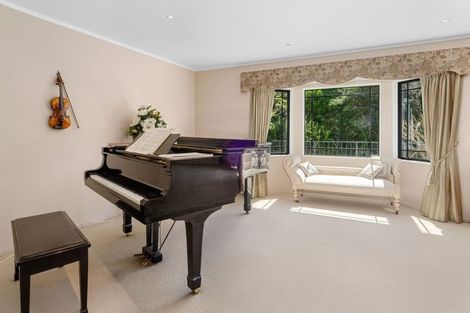 Photo of property in 11 Elmira Place, Browns Bay, Auckland, 0630