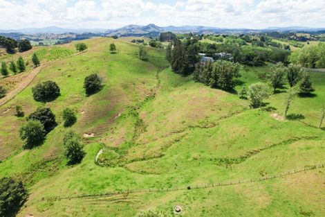 Photo of property in 282 Girls High School Road, Pukehuia, Tangiteroria, 0381