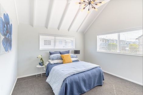 Photo of property in 33c Mana Esplanade, Paremata, Porirua, 5026