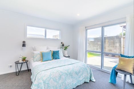 Photo of property in 33c Mana Esplanade, Paremata, Porirua, 5026