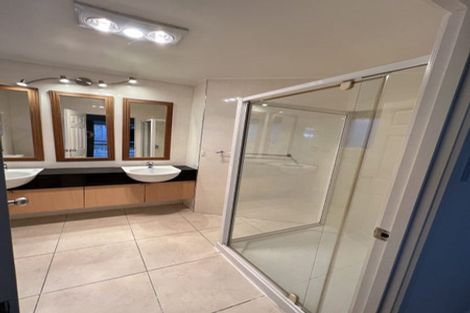 Photo of property in 48 Lyons Avenue, Murrays Bay, Auckland, 0630