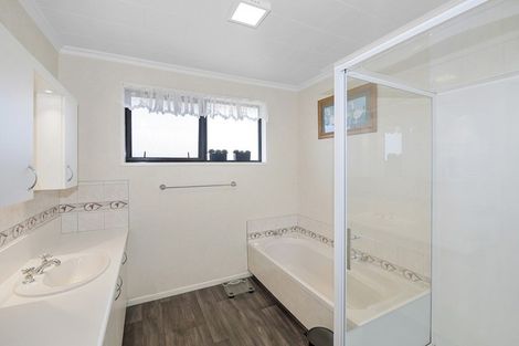 Photo of property in 6 Bedford Street, Oamaru North, Oamaru, 9400