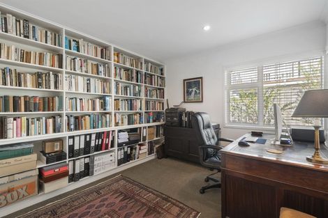 Photo of property in 11a Rodney Road, Northcote Point, Auckland, 0627