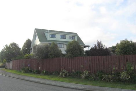 Photo of property in 17 Leven Street, South Hill, Oamaru, 9400