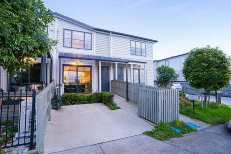 Photo of property in 29 Saddleback Crescent, Papakura, 2110
