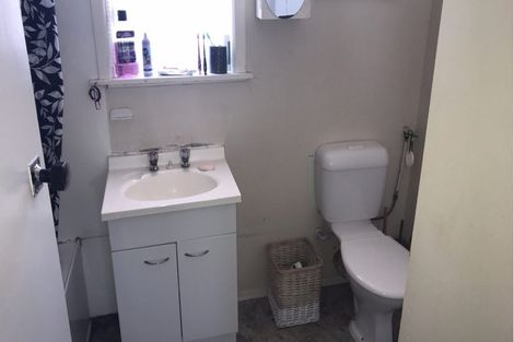 Photo of property in 27 Opaheke Road, Papakura, 2110