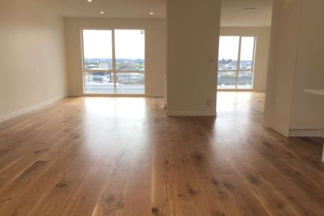 Photo of property in 63 Wainui Road, Silverdale, 0932