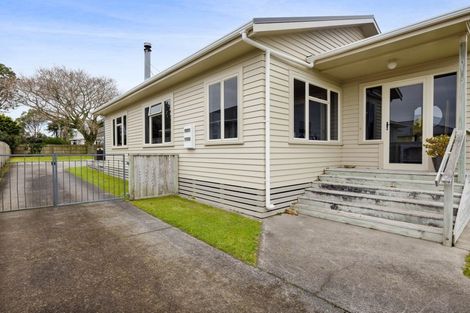 Photo of property in 247 Coronation Avenue, Welbourn, New Plymouth, 4310