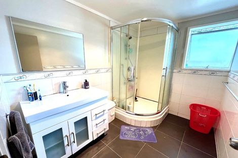 Photo of property in 1/94 Great South Road, Manurewa, Auckland, 2102