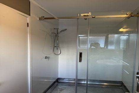 Photo of property in 2/36 Quebec Road, Milford, Auckland, 0620