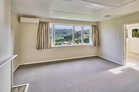 Photo of property in 40 Victory Avenue, Karori, Wellington, 6012