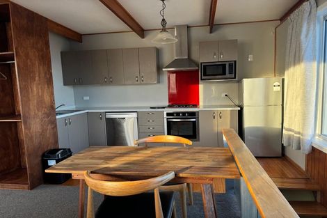 Photo of property in 8 Lilac Lane, Maungaraki, Lower Hutt, 5010