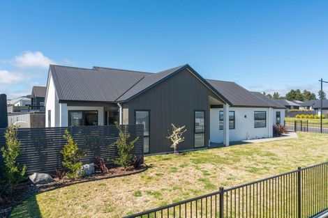 Photo of property in 1 Makomako Crescent, Wharewaka, Taupo, 3330