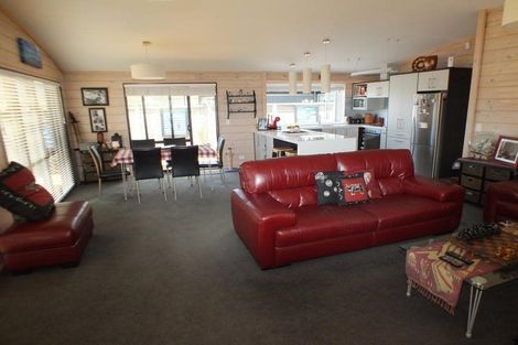 Photo of property in 417 Matarangi Drive, Matarangi, Whitianga, 3592