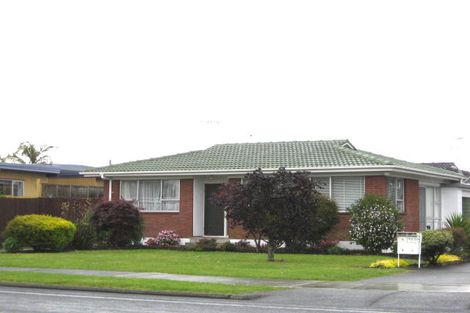 Photo of property in 3 Joanne Place, Rosehill, Papakura, 2113