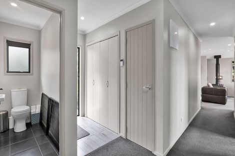 Photo of property in 22b Havelock Place, Blagdon, New Plymouth, 4310