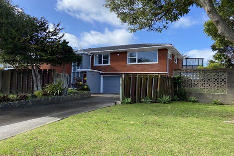 Photo of property in 1 Marcel Place, Glenfield, Auckland, 0629