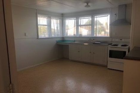 Photo of property in 131 Bruce Mclaren Road, Henderson, Auckland, 0612