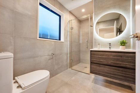 Photo of property in 7 Kaimai Avenue, Massey, Auckland, 0614