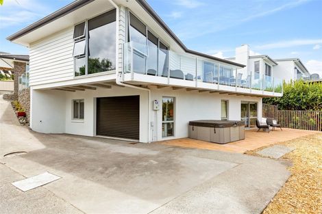 Photo of property in 56 Bannings Way, Hobsonville, Auckland, 0618