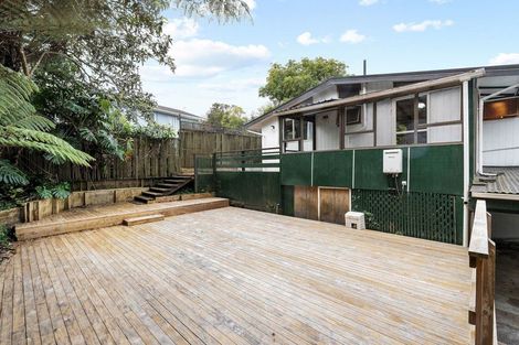 Photo of property in 13 Reynolds Place, Torbay, Auckland, 0630