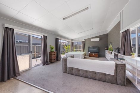 Photo of property in 103 Latham Street, Marewa, Napier, 4110