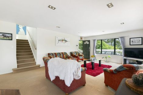 Photo of property in 585 Inland Road, Helensville, 0875