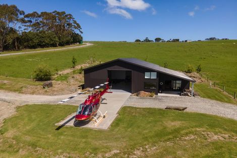Photo of property in 657 Pukapuka Road, Pohuehue, Warkworth, 0983