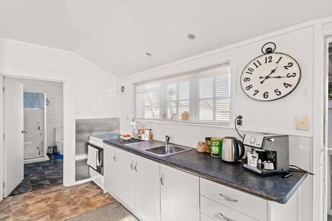 Photo of property in 14 Dublin Street, Pukekohe, 2120