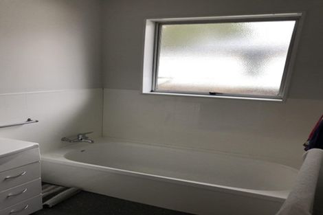 Photo of property in 2/72 Waratah Street, Avondale, Christchurch, 8061