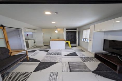 Photo of property in 19 Millstream Drive, Henderson, Auckland, 0610