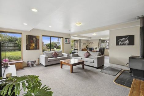 Photo of property in 6 Tilburn Street, Halfway Bush, Dunedin, 9010