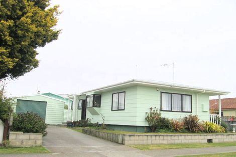 Photo of property in 1/19 Jeffares Place, Taradale, Napier, 4112