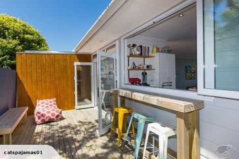 Photo of property in 267b Dowse Drive, Maungaraki, Lower Hutt, 5010