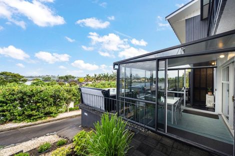 Photo of property in 3/64 Hattaway Avenue, Bucklands Beach, Auckland, 2012