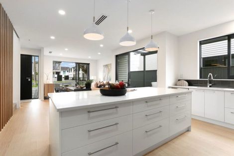 Photo of property in 27 Kotuitui Drive, Wainui, 0992