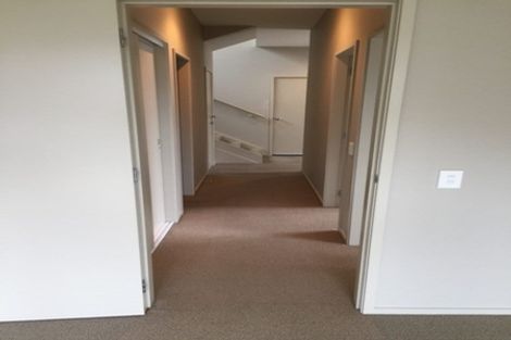 Photo of property in 23 Tamworth Crescent, Newlands, Wellington, 6037