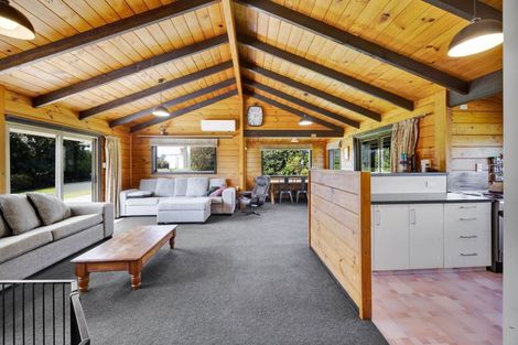 Photo of property in 189 Namu Road, Opunake, 4681