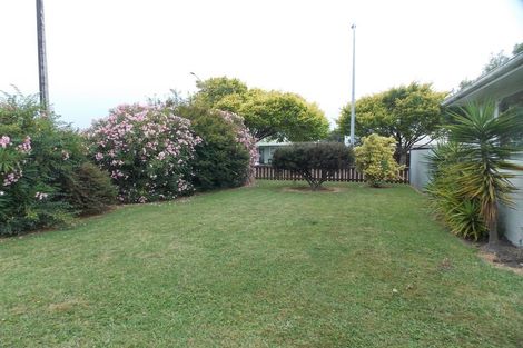 Photo of property in 660 Featherston Street, Roslyn, Palmerston North, 4414