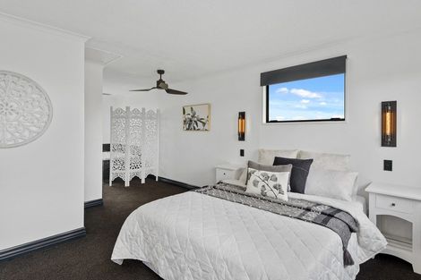Photo of property in 41 Lowry Avenue, Redwood, Christchurch, 8051