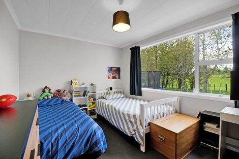 Photo of property in 10 Karaka Street, Inglewood, 4330